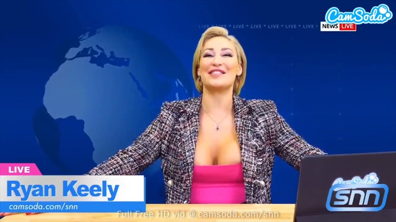 Ryan Keely’s Big Tits Ride Sybian While She Reads The News